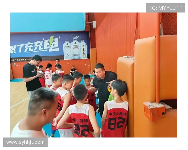 以篮球为纽带探索团队合作与个人成长的激情与梦想之路