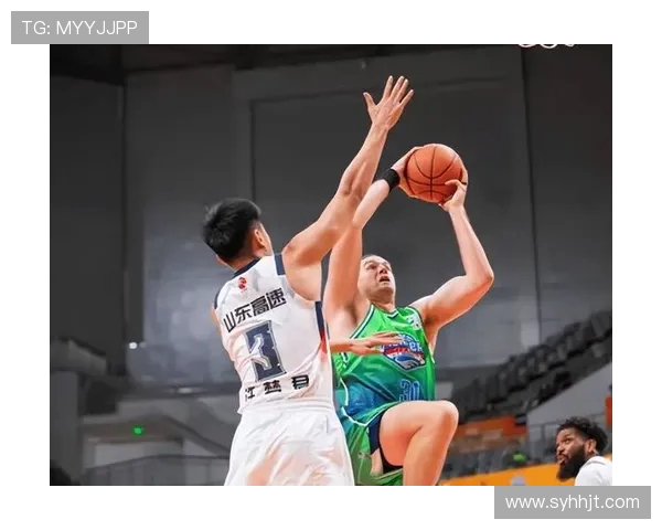 CBA直播山东队对阵被控球队精彩对决全程回顾与分析